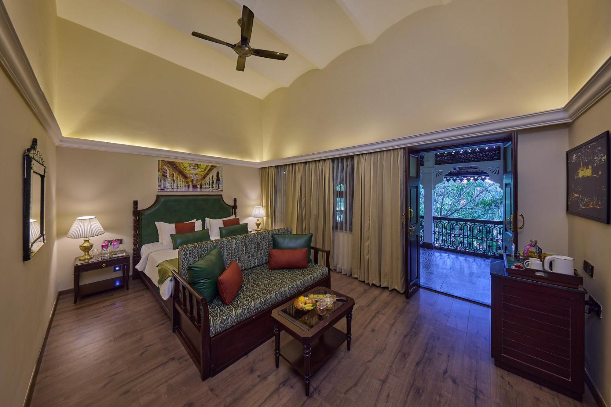 Royal Orchid Metropole Mysore Buitenkant foto